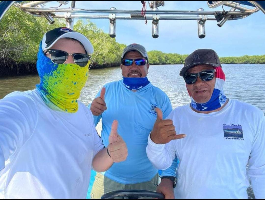 The Captains Iin Chinandega Esterno foto